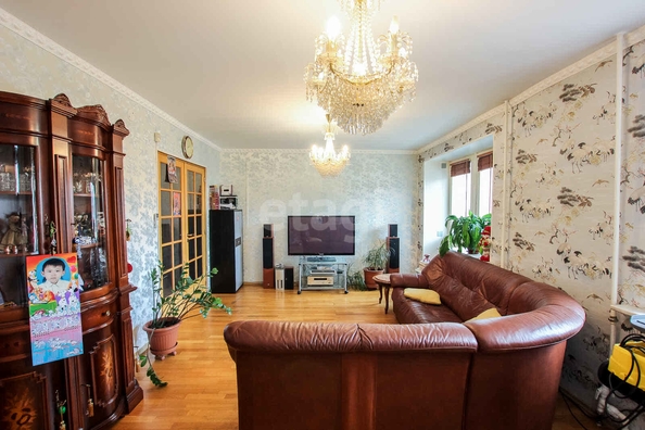 
  Продается 4-комн. квартира 129.9 м². Фото 1.