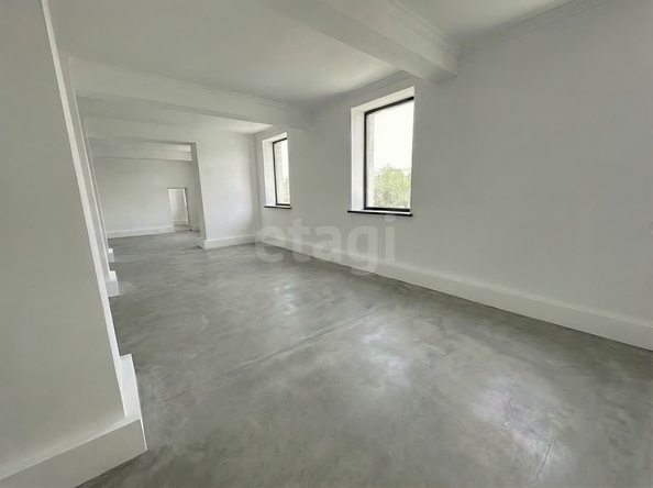 
  Сдается универсальное помещение 350 м². Фото 1.