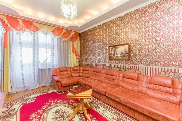 
  Продается 3-комн. квартира 127.8 м². Фото 1.