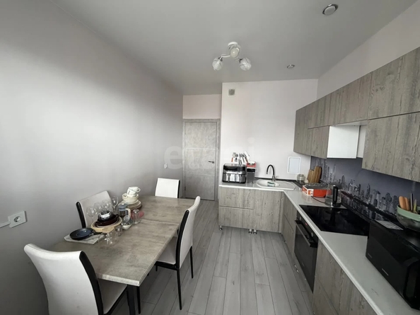 
  Продается 2-комн. квартира 57.7 м². Фото 8.