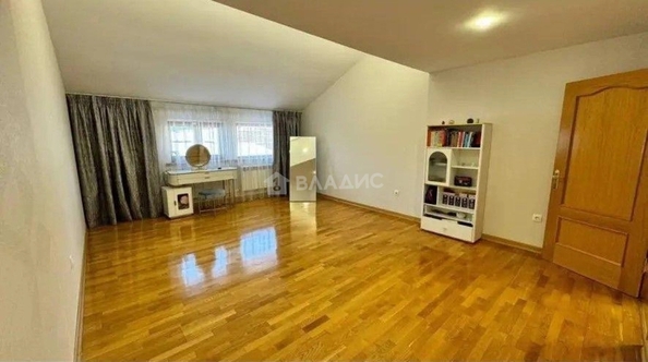 
  Продам дом 291.2 м². Фото 6.