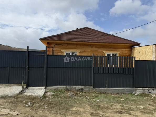 
  Продам дом 200 м². Фото 1.
