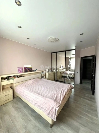 
  Продам 2-комн. квартира 60.8 м². Фото 5.