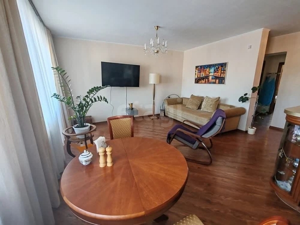 
  Продается 1-комн. квартира 49.6 м². Фото 1.