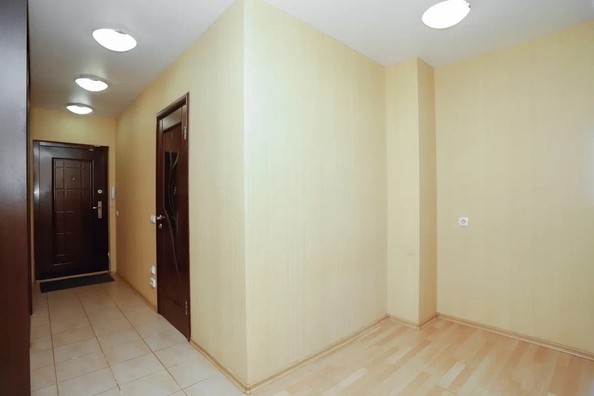 
   Продам 2-комнатную, 57.2 м², Байкальская ул, 318/3

. Фото 11.