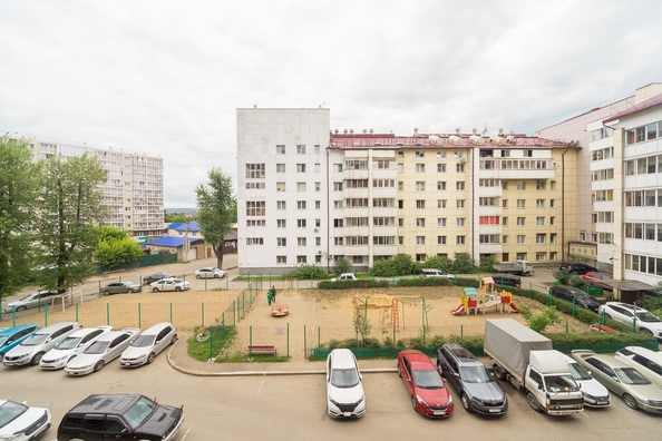 
   Продам 2-комнатную, 75.2 м², Космический проезд, 1/2

. Фото 13.