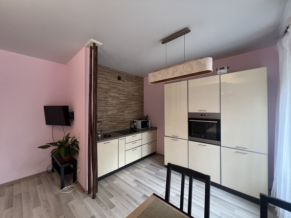 
   Продам 1-комнатную, 37 м², Пискунова ул, 135/2

. Фото 8.