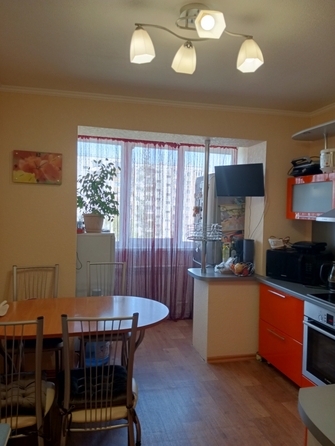 
   Продам 3-комнатную, 61.8 м², Белградская ул, 2

. Фото 3.