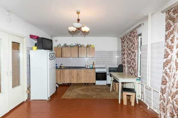 
   Продам 3-комнатную, 103.4 м², Профсоюзная ул, 6В

. Фото 3.