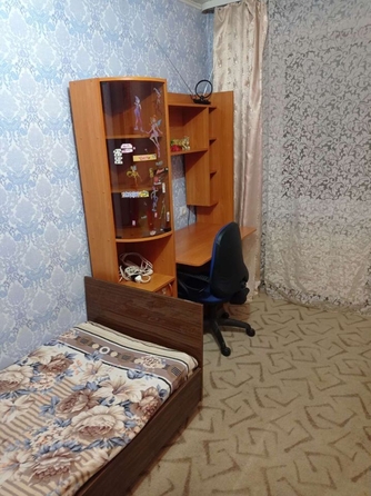 
   Продам 1-комнатную, 27.4 м², Героев Труда ул, 13

. Фото 4.