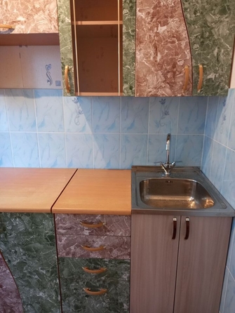 
   Продам 2-комнатную, 47 м², Романтиков ул, 11

. Фото 4.