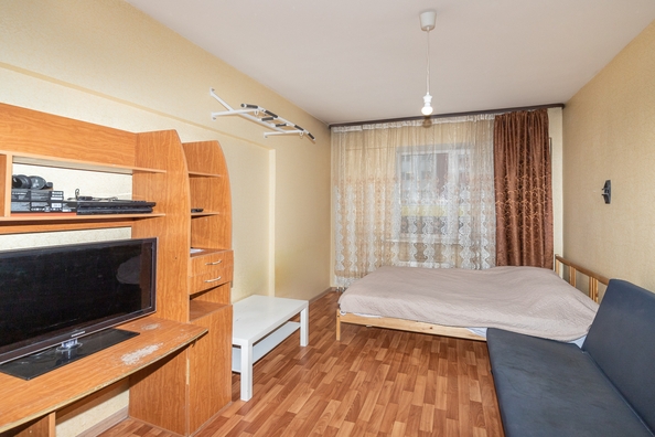 
   Продам 1-комнатную, 33.7 м², Еловая ул, 4

. Фото 17.