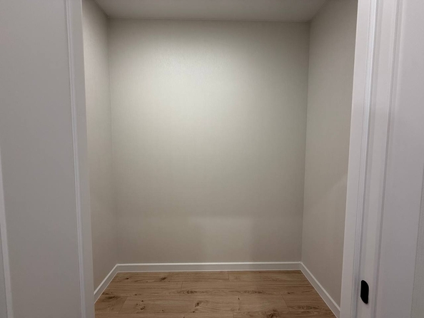 
   Продам 1-комнатную, 39.9 м², Култукская ул, 16

. Фото 3.