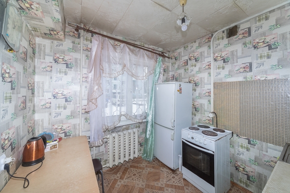 
   Продам 2-комнатную, 42 м², 1-й мкр, 29

. Фото 6.