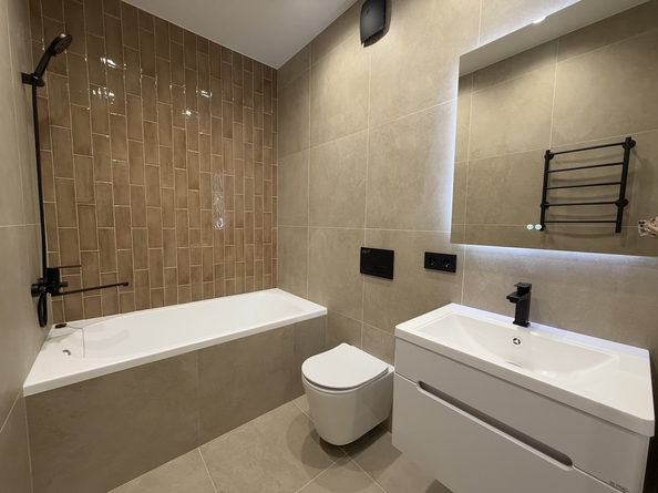 
   Продам 4-комнатную, 85.2 м², Култукская ул, 16

. Фото 5.