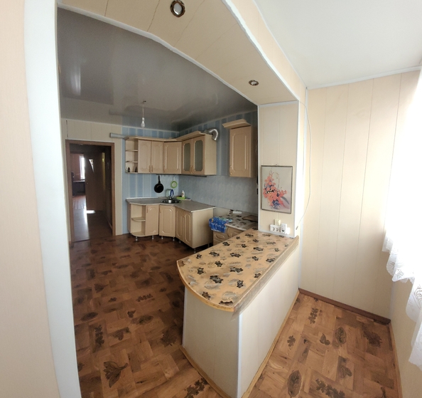 
   Продам 3-комнатную, 69.4 м², Карла Маркса ул, 55

. Фото 3.