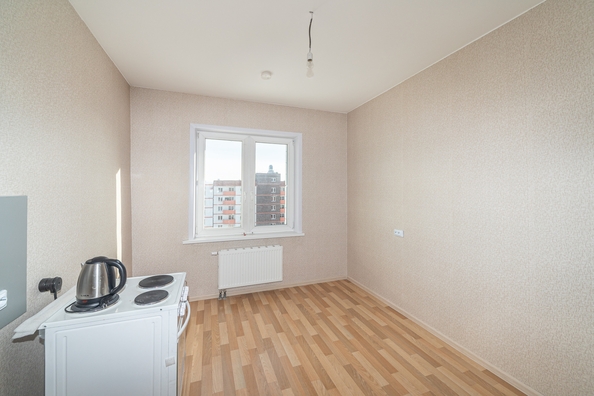 
   Продам 2-комнатную, 48 м², Гуркина б-р, 1

. Фото 1.