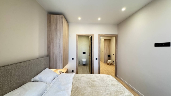 
  Продается 3-комн. квартира, 68 м², Култукская ул
. Фото 4.