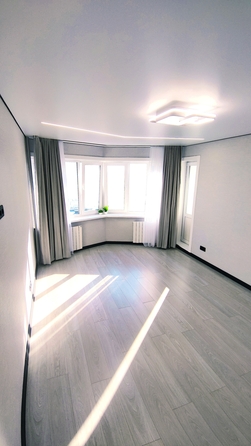 
  Продам 2-комн. квартиру, 54 м², 18 мкр, д. 4
. Фото 3.