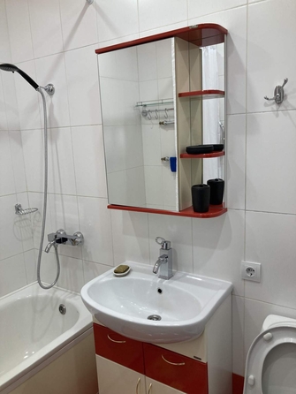 
  Сдается 1-комн. квартира, 46 м², Лыткина ул
. Фото 12.