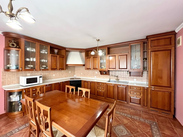 
  Продается таунхаус, 336.8 м², Иркутск
. Фото 4.
