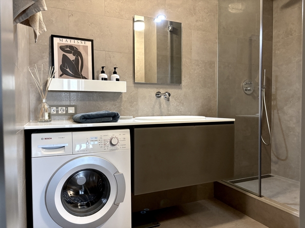 
  Продается 2-комн. квартира, 68 м², Лермонтова ул, д. 335Б
. Фото 49.