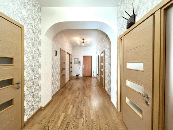 
  Продается 3-комн. квартира, 159 м², Гагарина б-р, д. 68В
. Фото 32.