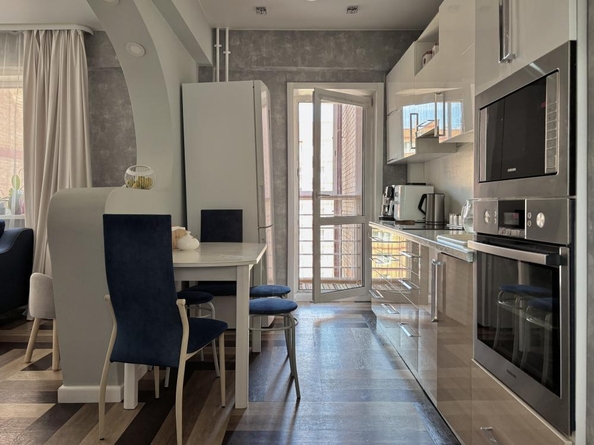 
  Продается 2-комн. квартира, 56 м², Рябикова б-р, д. 100
. Фото 16.