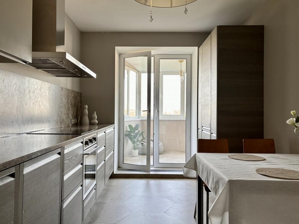 
  Продается 2-комн. квартира, 68 м², Лермонтова ул, д. 335Б
. Фото 17.