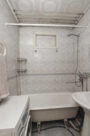 
  Продается 3-комн. квартира, 54 м², Просвещения ул, д. 36
. Фото 3.