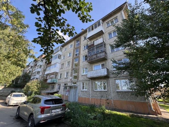 
  Продается 1-комн. квартира, 30 м², Юбилейный мкр, д. 111
. Фото 1.