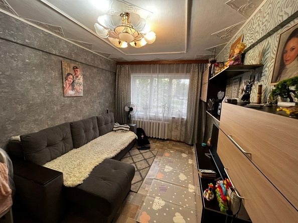 
  Продается 3-комн. квартира, 54 м², 207/210 кв-л, д. 5
. Фото 1.