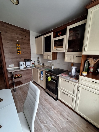 
  Продается 3-комн. квартира, 60 м², 17 мкр, д. 12
. Фото 2.