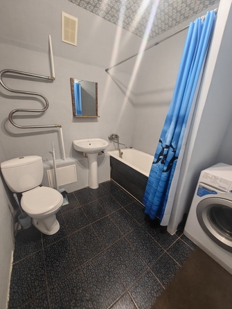 
  Продается 3-комн. квартира, 54.9 м², 7 мкр, д. 4
. Фото 6.