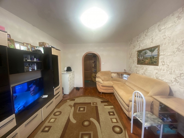 
  Продается 2-комн. квартира, 56.2 м², 32 мкр, д. 2
. Фото 4.