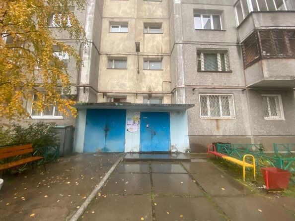
  Продается 2-комн. квартира, 56.2 м², 32 мкр, д. 2
. Фото 22.