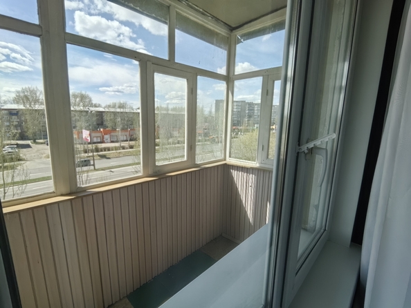 
  Продается 2-комн. квартира, 51.4 м², 7 мкр, д. 1
. Фото 5.