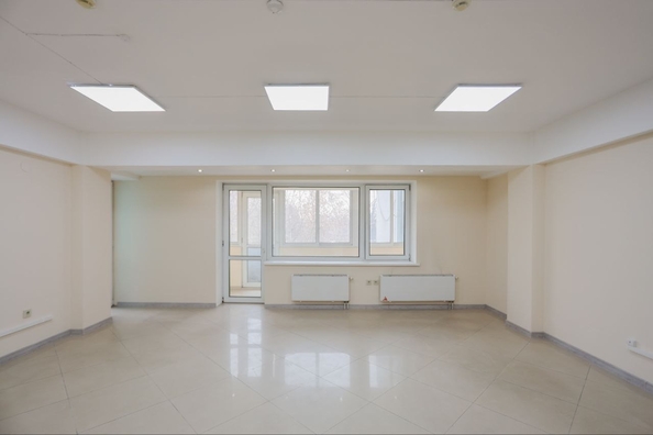 
  Сдается универсальное помещение 294.7 м². Фото 14.