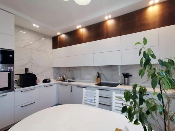 
  Продается 3-комн. квартира 90 м². Фото 1.