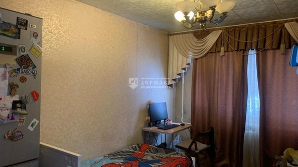 
   Продам 3-комнатную, 62 м², Сибиряков-Гвардейцев (2/3-Л) тер, 15

. Фото 3.