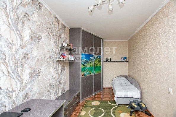 
   Продам 2-комнатную, 44.6 м², Сибиряков-Гвардейцев (2/3-Л) тер, 300

. Фото 6.