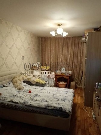 
   Продам 2-комнатную, 50 м², Сибиряков-Гвардейцев ул, 15

. Фото 2.