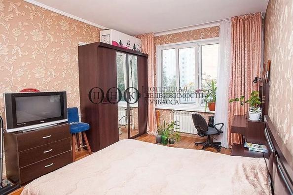 
   Продам 3-комнатную, 87.3 м², Серебряный бор ул, 5

. Фото 5.