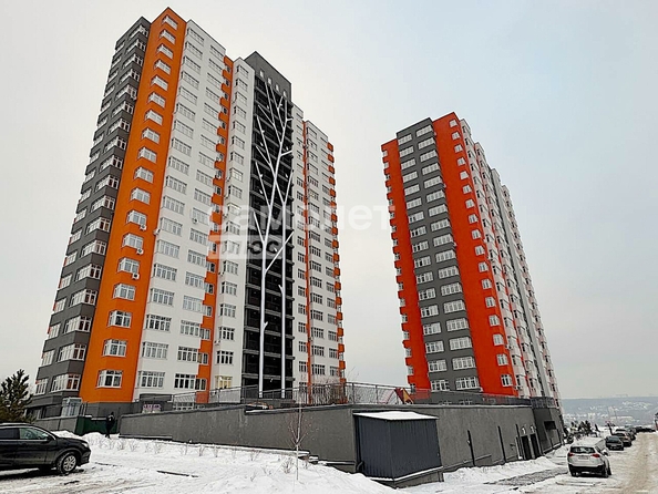 
   Продам 2-комнатную, 56.9 м², Октябрьский пр-кт, корпус Б

. Фото 8.