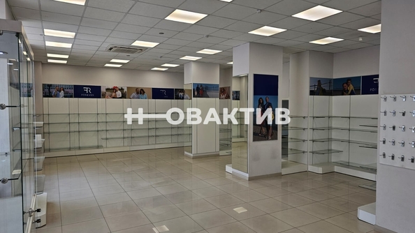 
   Продам помещение свободного назначения, 195.4 м², Ленина ул, 39

. Фото 12.