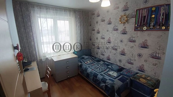 
   Продам 4-комнатную, 77.9 м², Институтская ул, 11

. Фото 7.