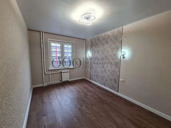 
   Продам 1-комнатную, 40.5 м², Космическая ул, 8

. Фото 16.