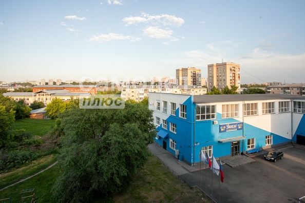 
  Продается 3-комн. квартира, 61.8 м², Красная ул, д. 12
. Фото 1.