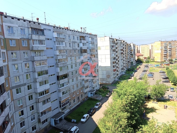 
   Продам 4-комнатную, 100.7 м², Молодежный пр-кт, 10

. Фото 32.