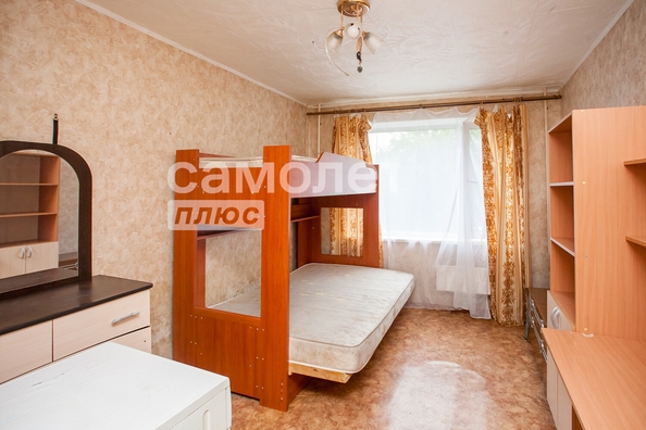 
   Продам 1-комнатную, 16.9 м², Строителей б-р, 52

. Фото 5.